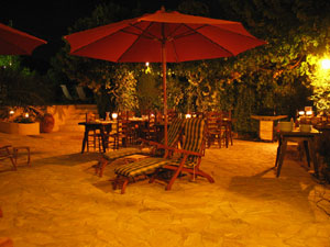 Arianel.la de Can Coral - Rural Country House & Apartment, Spain - click for larger image
