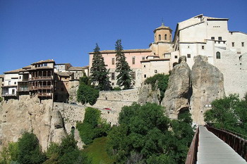 Panoramic view of Cuenca - photo in the public domain