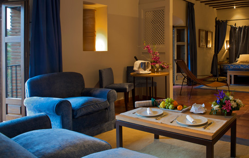 Room / Habitaci�n