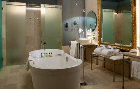 Room / Habitaci�n