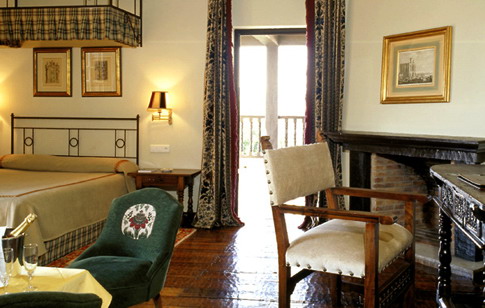 Room / habitacion