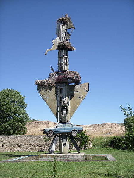 Vostell Malpartido museum