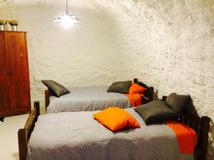 Casa Cueva El Solins