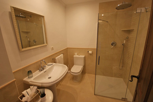 Finca El Romeral - Eco Rural Country Hotel, Castilla-la Mancha, Spain - click for larger image