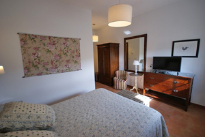Finca El Romeral - Eco Rural Country Hotel, Castilla-la Mancha, Spain - click for larger image