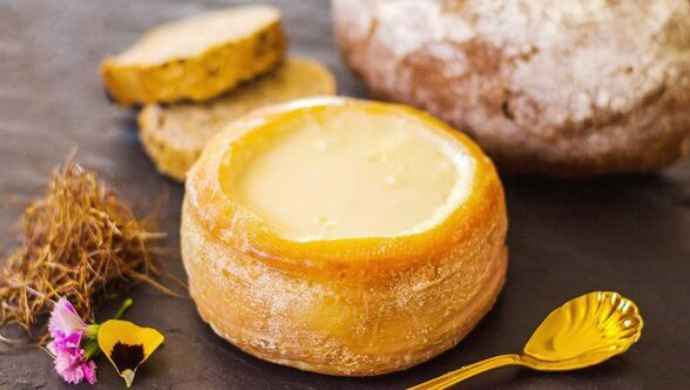 Torta del Casar, Museo del Queso, Casar de Caceres, Spain